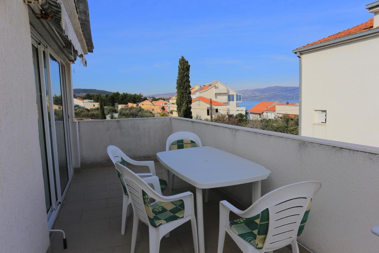 Apartments By The Sea Slatine, Ciovo - 16345 Bagian luar foto