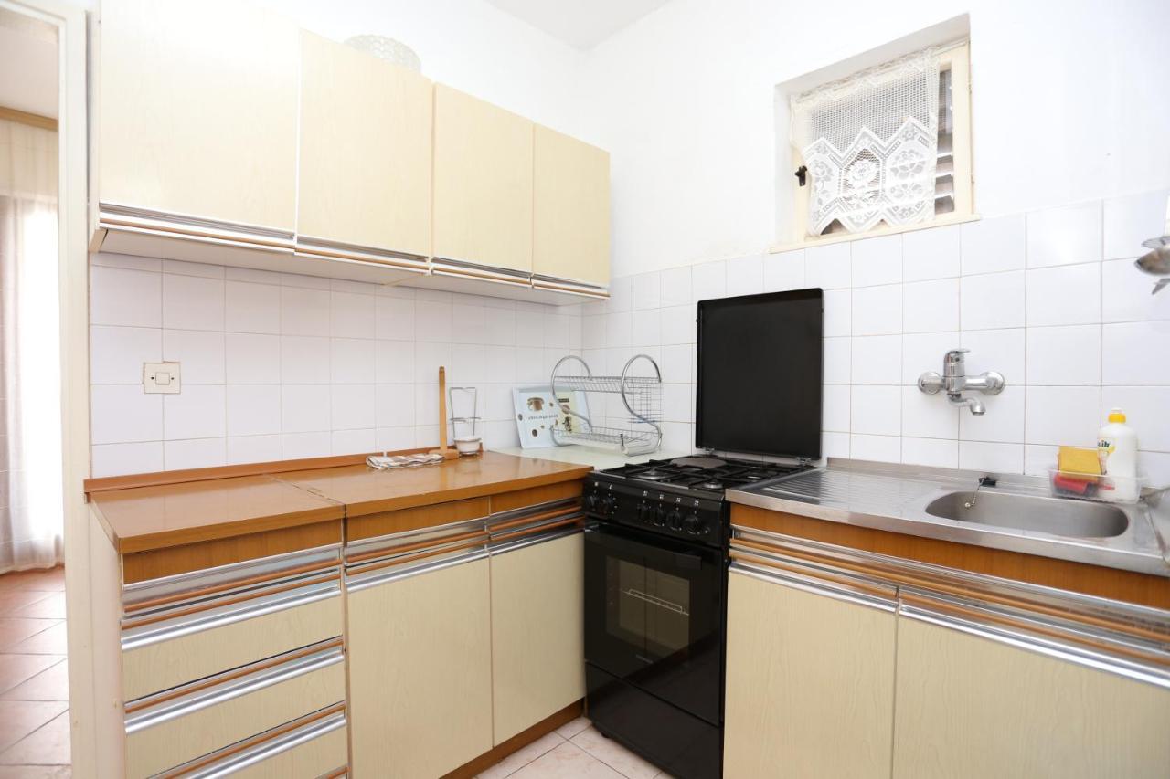 Apartments By The Sea Slatine, Ciovo - 16345 Bagian luar foto